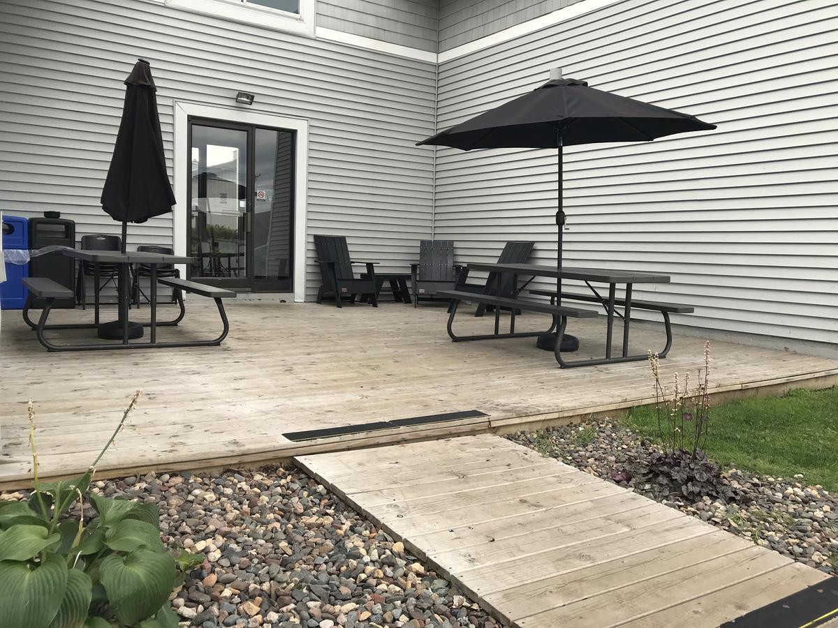 Superior Inn Exterior foto